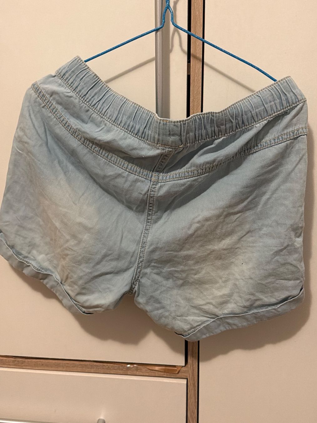 Pantaloni: Short für Mädchen 170 – Usato da Dällikon venduto da YOTECH 1