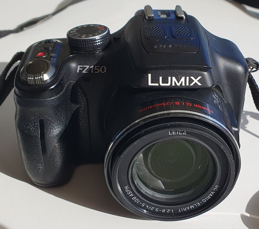 LUMIX PANASONIC DMC-FZ150, Digitalkamera 1