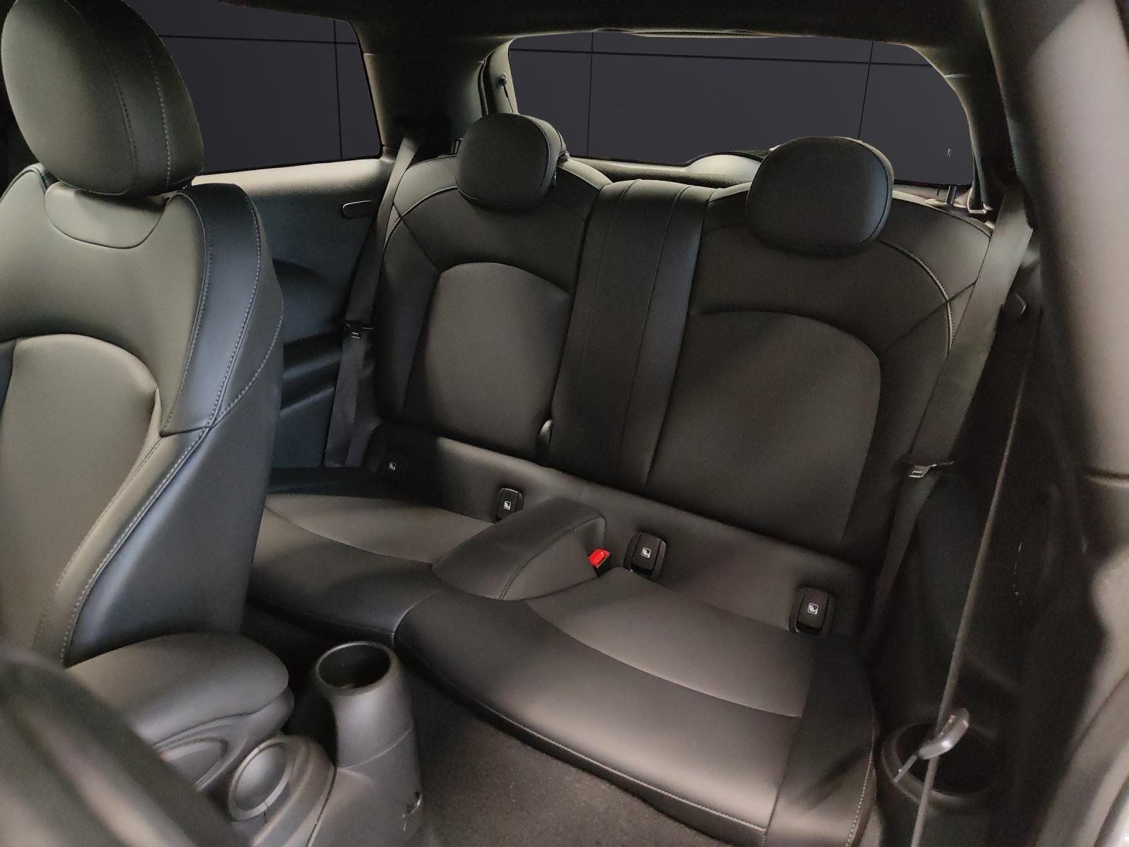 Mini Automobili: Mini Cooper SE in toller Farbkombination – Usato da Suhr venduto da Msess 3