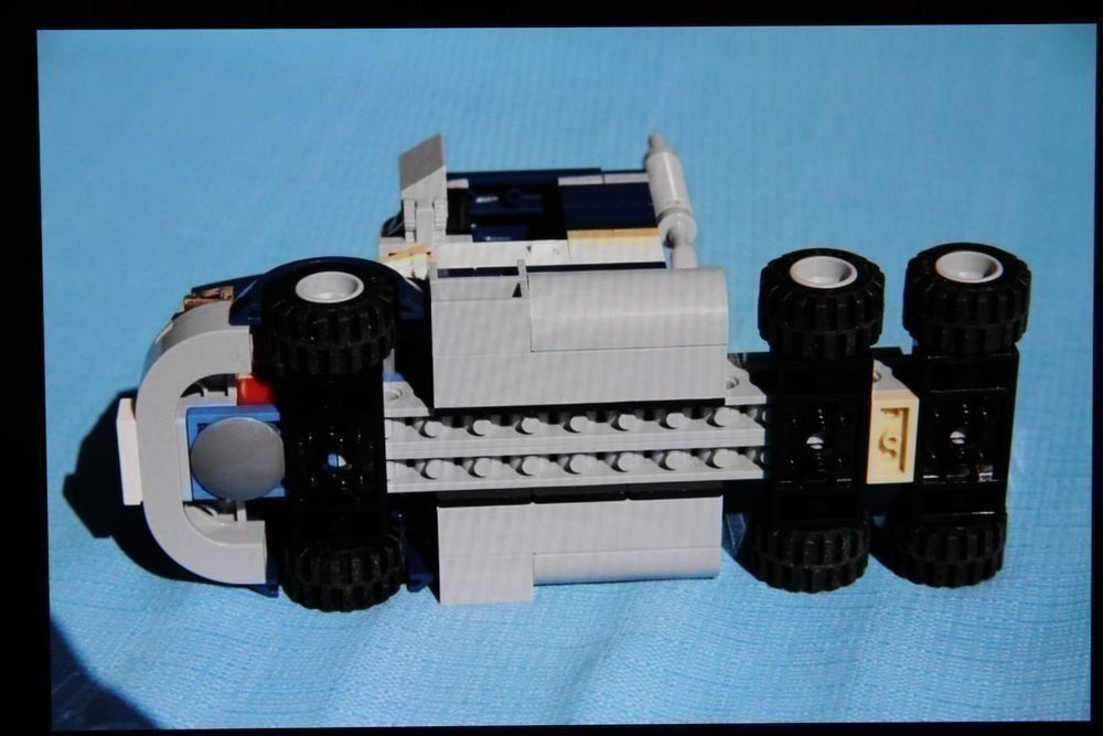 Lego Kit di costruzioni: Lego, Lastwagen, 3-Achs-Schlepper – Usato da Nesselnbach venduto da ubourson 5