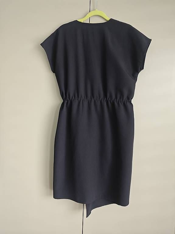 Robes: Schwarzes Kleid Gr. 38 tailliert – D'occasion à Bern par jug_l8tl 1