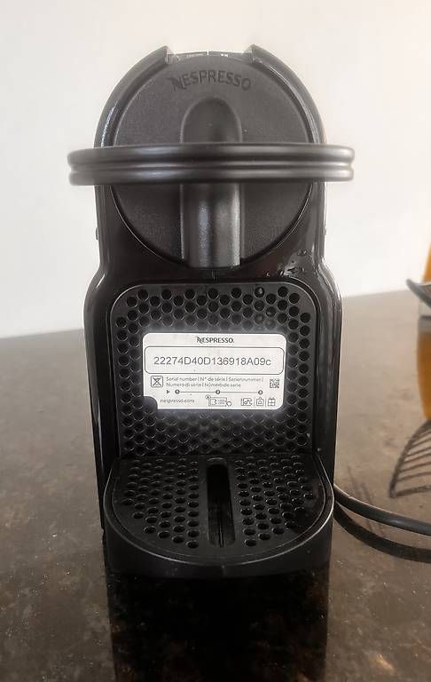 Nespresso Machines à café & Machines à expresso: Kaffeemaschine – D'occasion à St. Margrethen SG par mic_vpp5 2