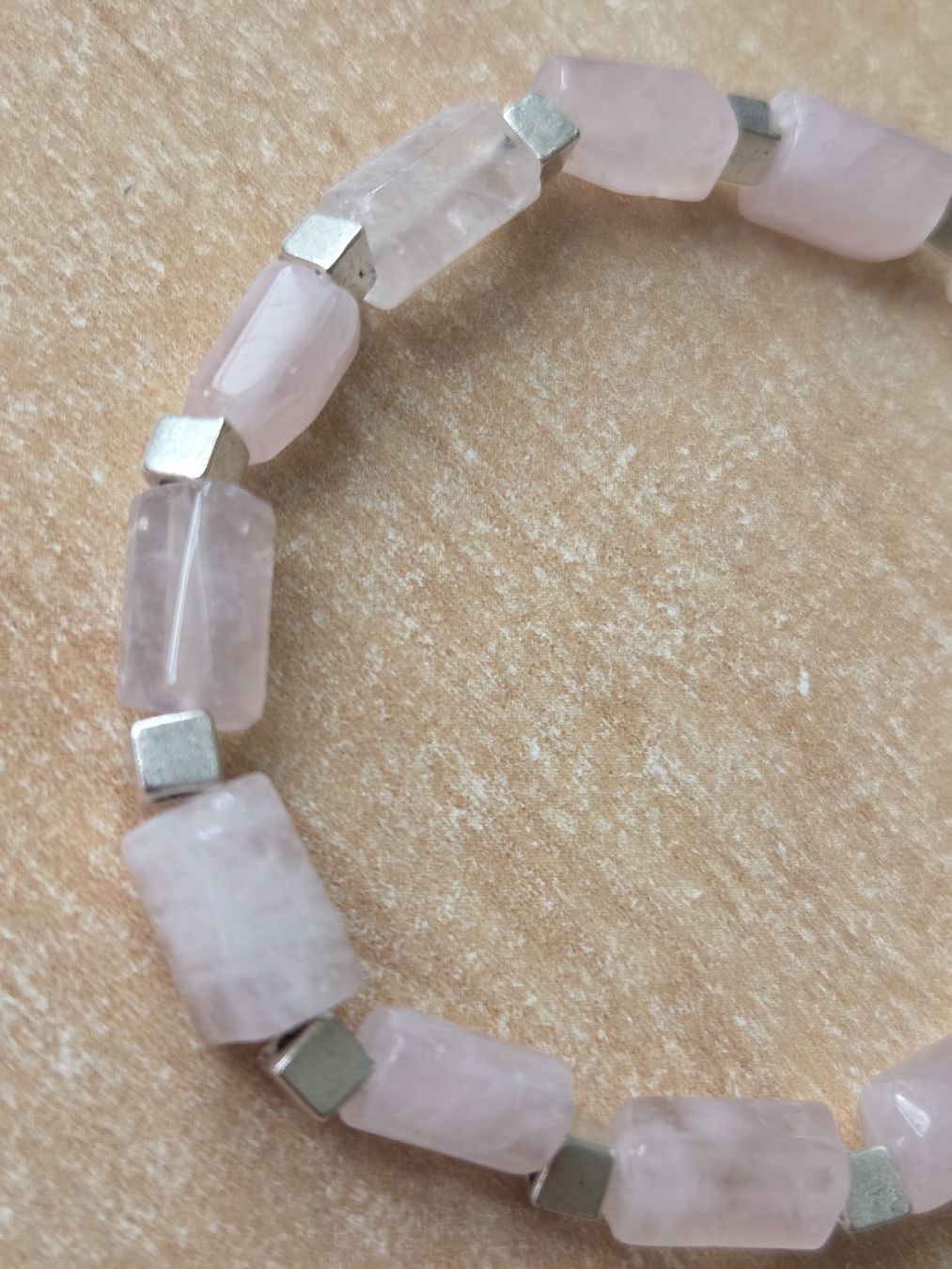 Bracciali & Braccialetti: Rosenquarz Elastarmband Länge 18cm Neu – Nuovo (secondo la descrizione) da Winterthur venduto da katzen07 1