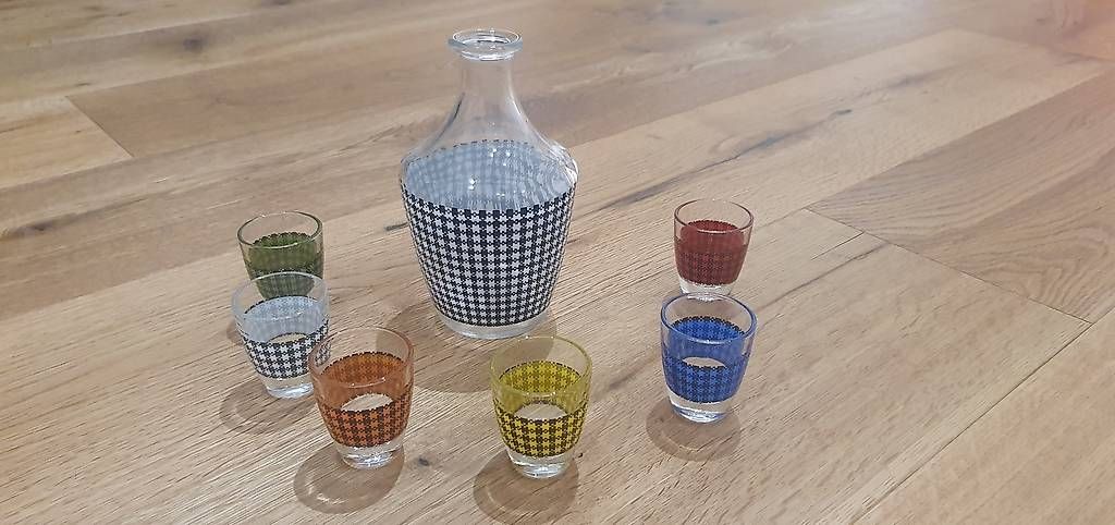 Bicchieri: Dekanter & 6 Shot Glass Set – Usato da Buchs LU venduto da san_df8f