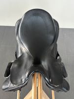 Schwarzer Dressursattel, Top Zustand, günstig zu verkaufen!