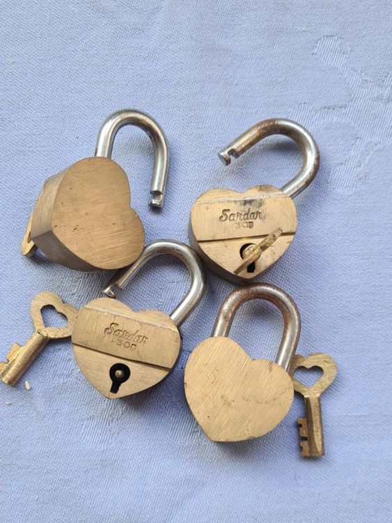 13-tlg. Metall Stanzformen Set - Herz & Schloss Motive Für Scrapbooking