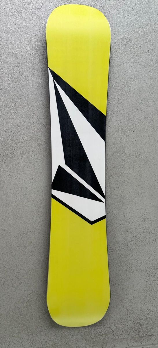 Board: Snowboard Volcom Rare – Nuovo e nell'imballaggio originale da Bulle venduto da Marjory 1