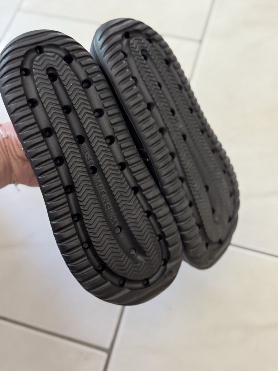 Scarpe da uomo: Schwarze Sommer, Grösse 38/39, Neu! – Nuovo e nell'imballaggio originale da Bassersdorf venduto da schokoart.ch 4