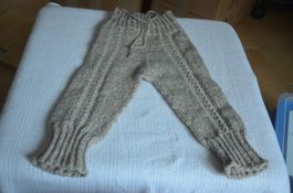 TAILLE 74 - HOSE NEU - HANDARBEIT