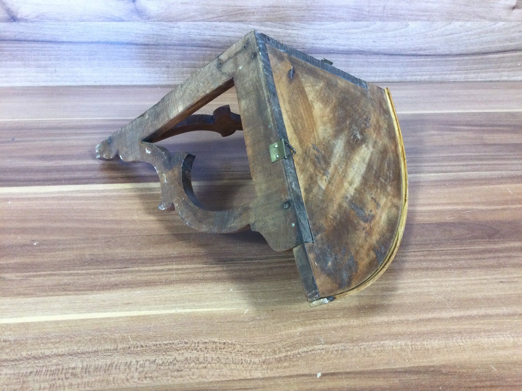 Werkzeuge: Antike Wandkonsole Eckkonsole aus Holz – Gebraucht aus Wangen SZ von kuriosum12 5