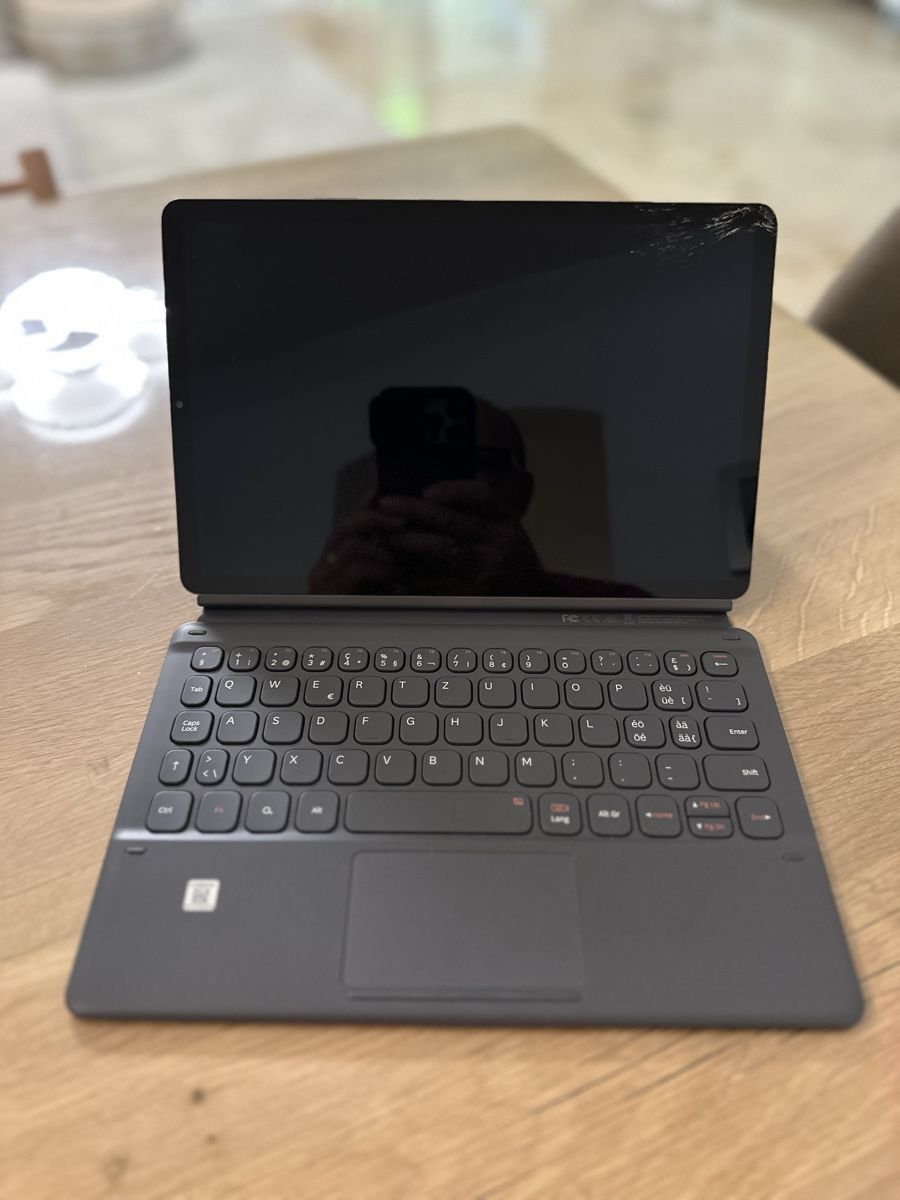 Samsung Tablet PC: Samsung Galaxy Tab S6 (kein Lite) – Defekt aus Siggenthal Station von DynamicLight 3
