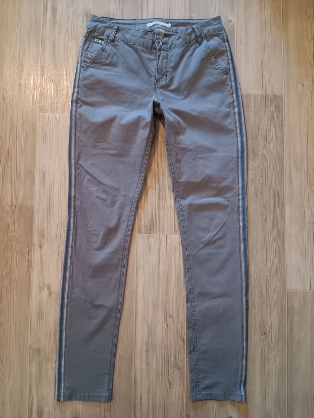 Nile Jeans: NILE atelier Jeans taille / Grosse XS – Gebraucht aus Cossonay-ville von Super-Price-Quality