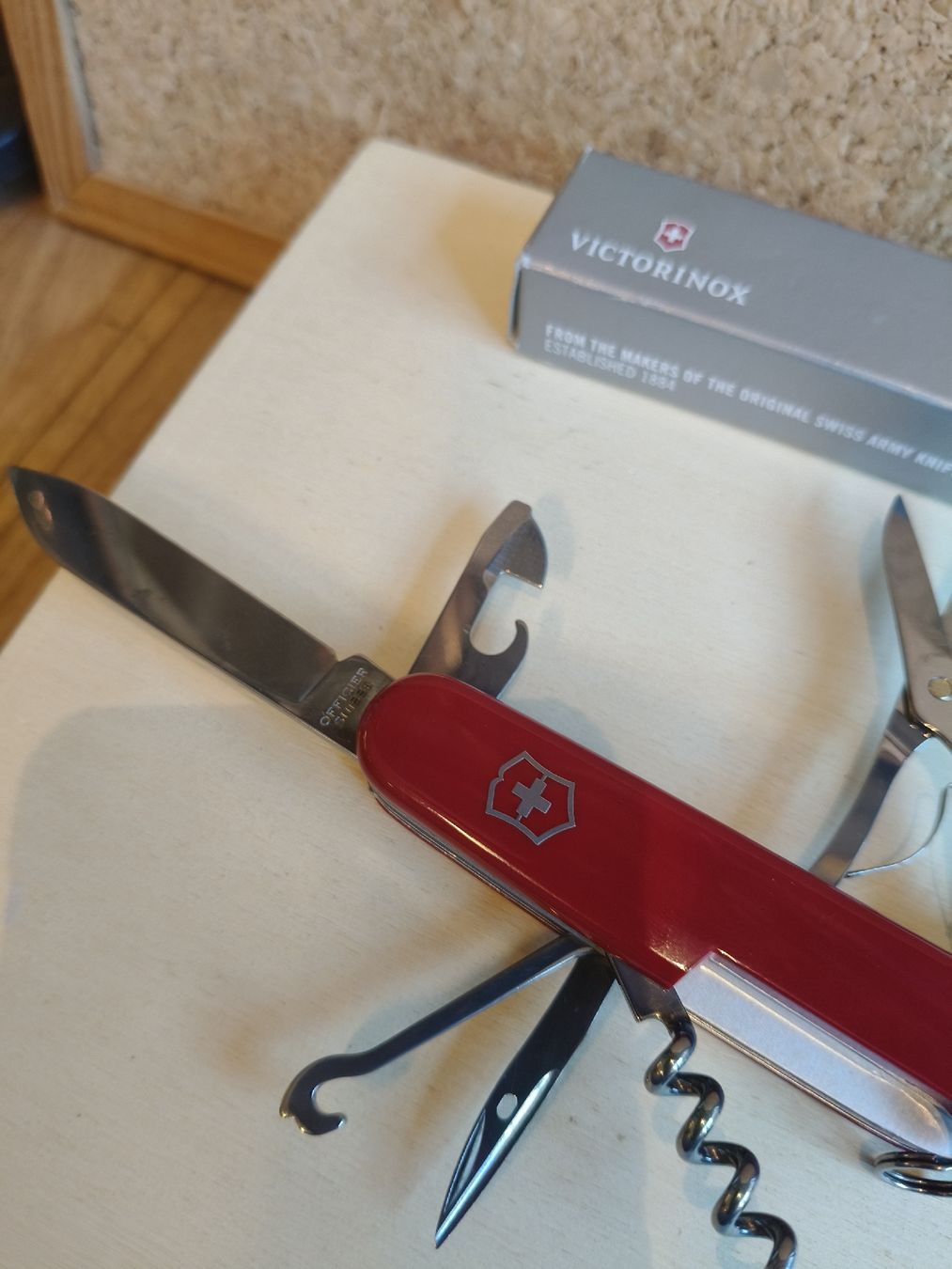 Victorinox Coltelli tascabile: Victorinox Swiss Army  – Usato da Zwingen venduto da inf_2blh