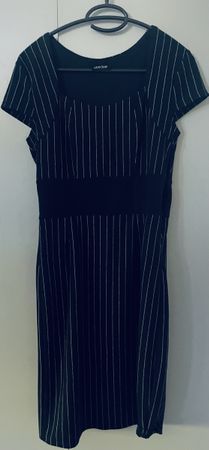 Kleid Laura Scott schwarz-weiss gestreift Grösse 38 neuwerti