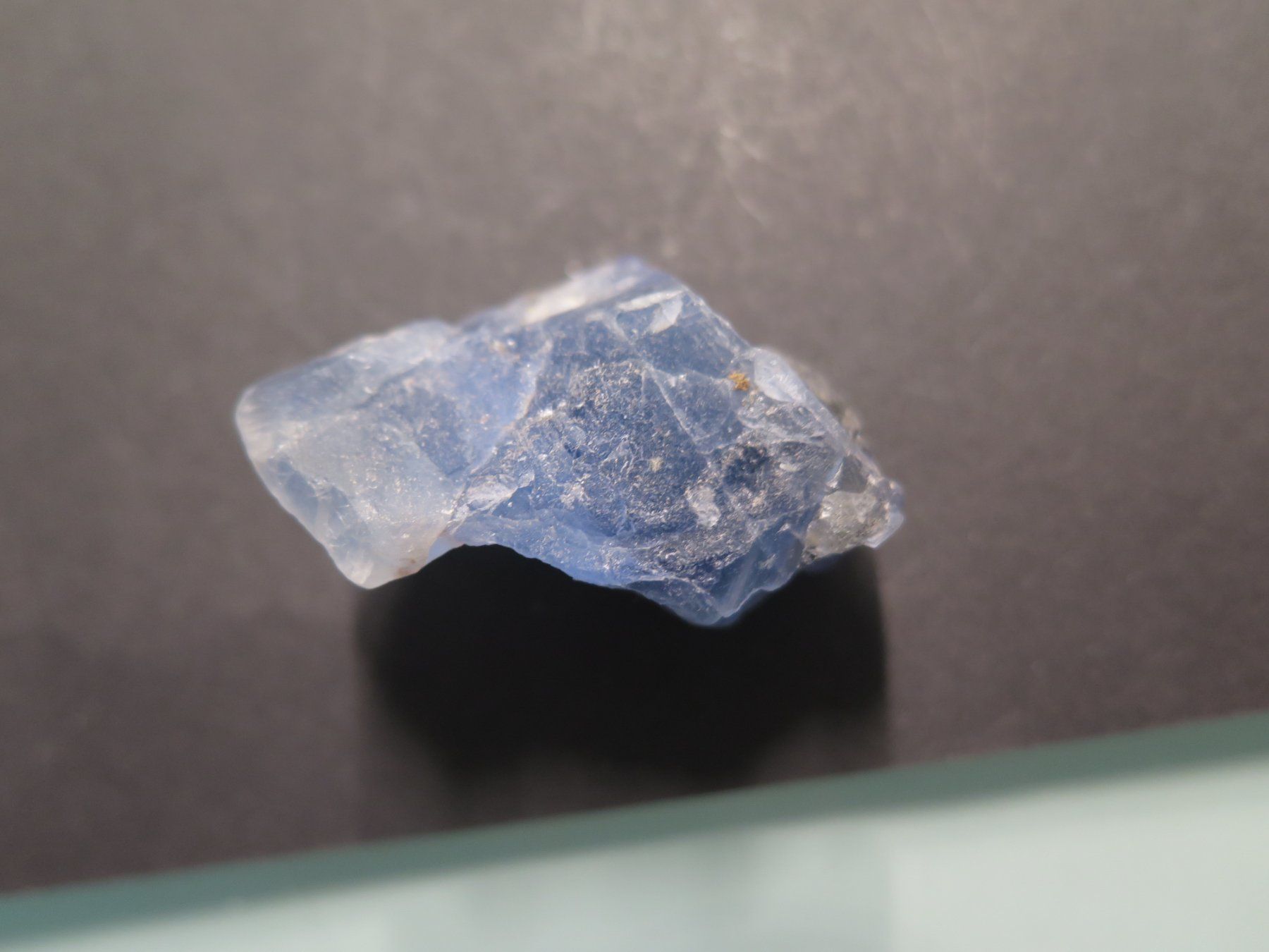 Mineralien & Heilsteine: Blauer Fluorit von Mexico – Gebraucht aus Schaffhausen von Yamakana51L8736OQ8 5