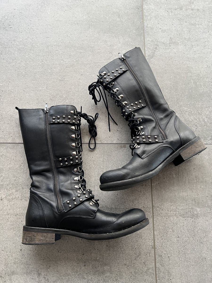 Damenschuhe: Cool Black Leather Studded Boots Size 39! – Gebraucht aus Cama von UnleashdByAna 2
