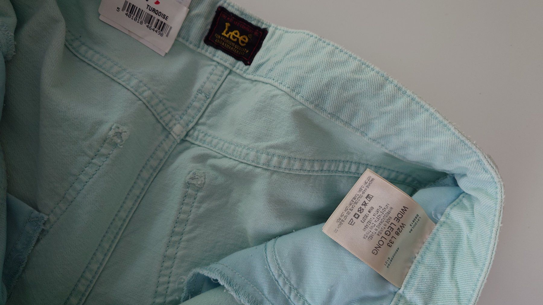 Lee Jeans: LEE Jeans 28/33 – Nuovo e nell'imballaggio originale da Riehen venduto da markstre11 2