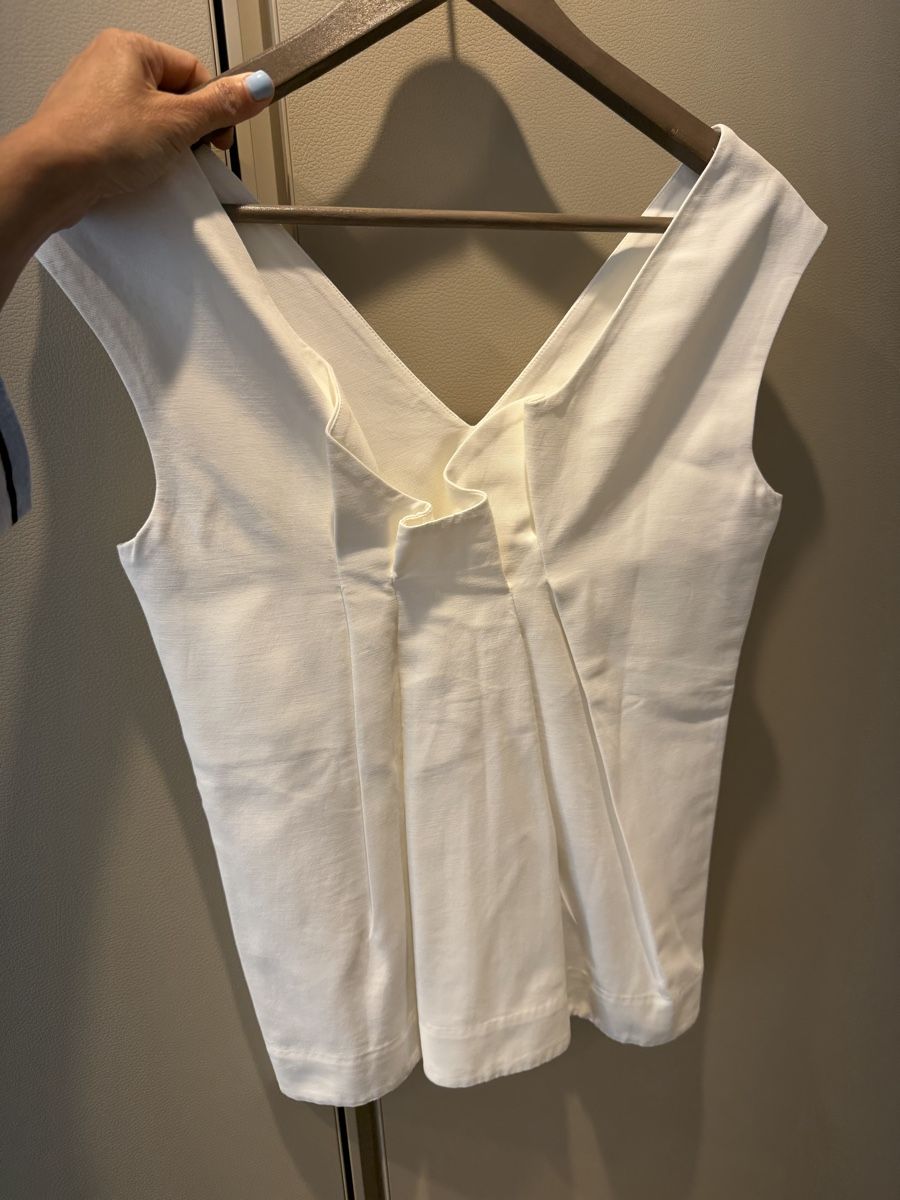 Cos Camicette: COS White Sleeveless Top - Summer Essential! – Usato da Herrliberg venduto da Tubalp 1