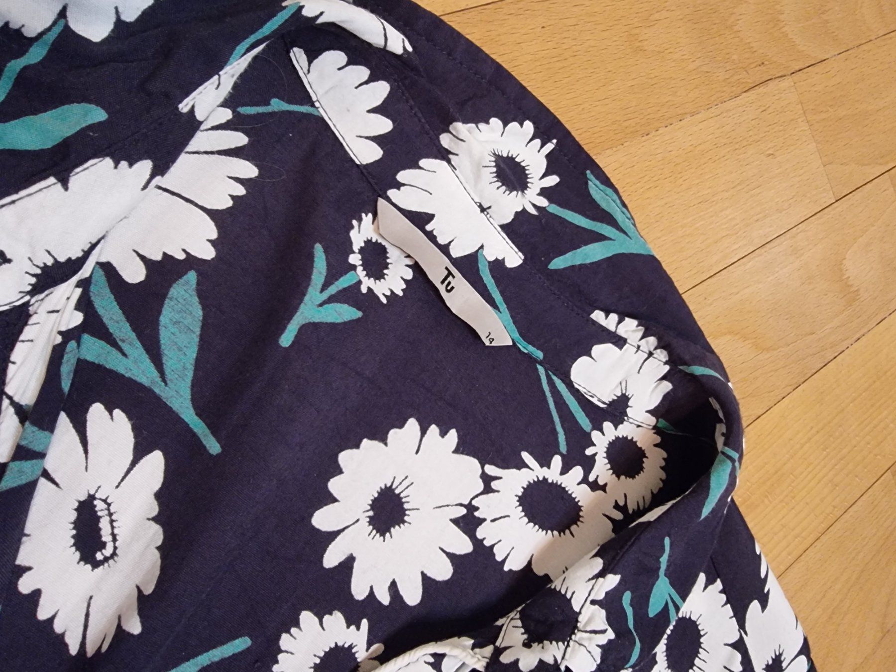 Vestiti: 🌺Kleid Größe 40/42🌺 – Usato da Wald ZH venduto da CapLux 5
