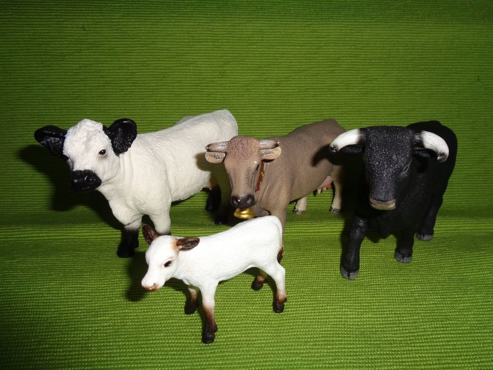 Schleich Schlümpfe Figur – Stier Schlumpf, Handbemalt, Ca. 5,4 Cm