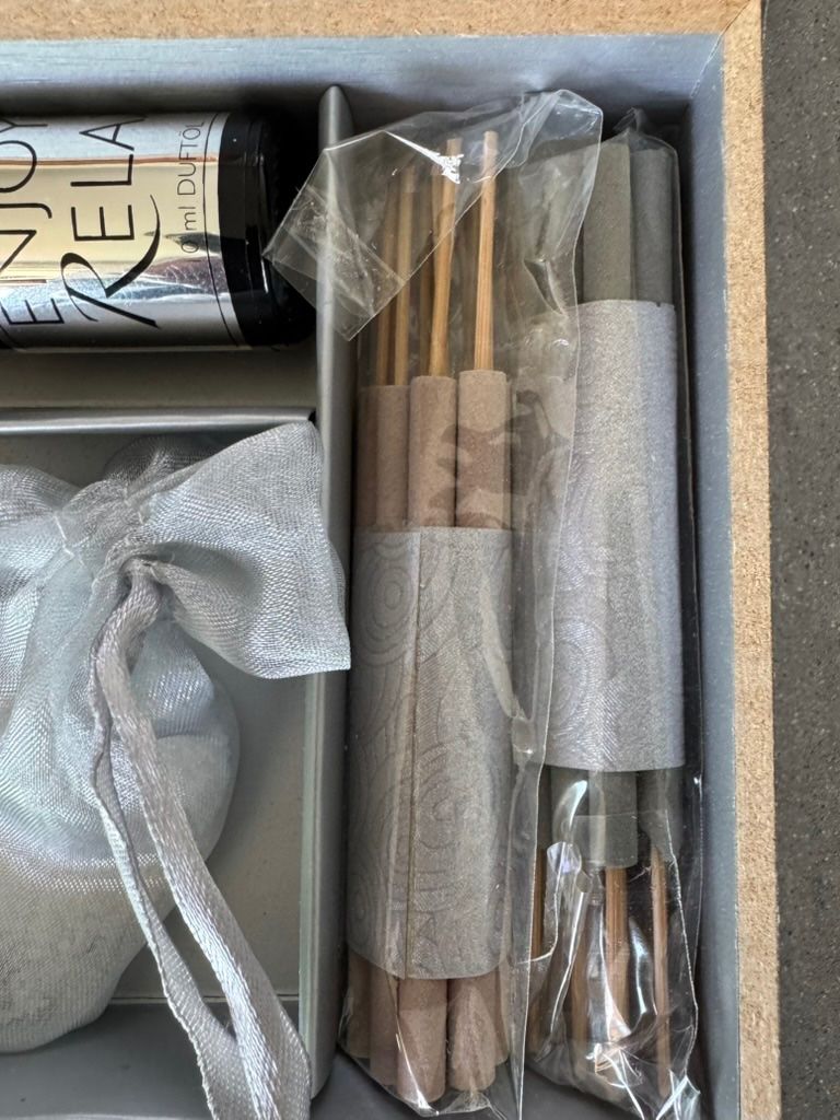Candele: Räucherstäbchen & Relax - Enjoy & Relax - Geschenkset - neu – Nuovo e nell'imballaggio originale da Zürich venduto da Alot16 5