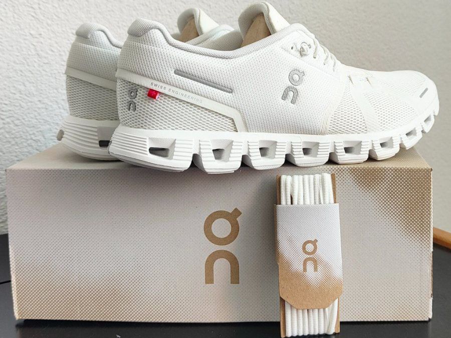 On Scarpe da donna: On Cloud 5 Damenschuhe "All white" Gr.40 NEW – Nuovo e nell'imballaggio originale da Worben venduto da oursonne80 1
