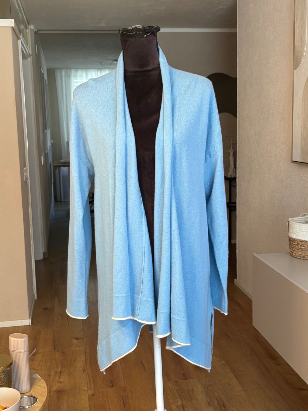 Bogner Giacche: Bogner Strickjacke 100% Cashmere – Usato da St. Margrethen SG venduto da dijanaO 3