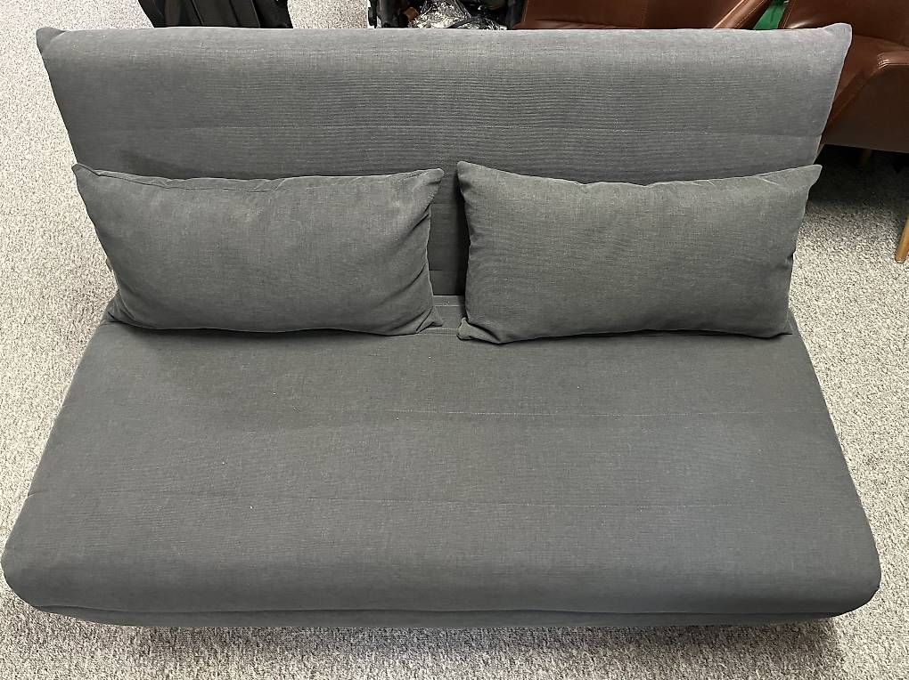 Sofas: Sofa anthrazit (ausziehbar) – Neu (gemäss Beschreibung) aus Hünibach von Pedronez