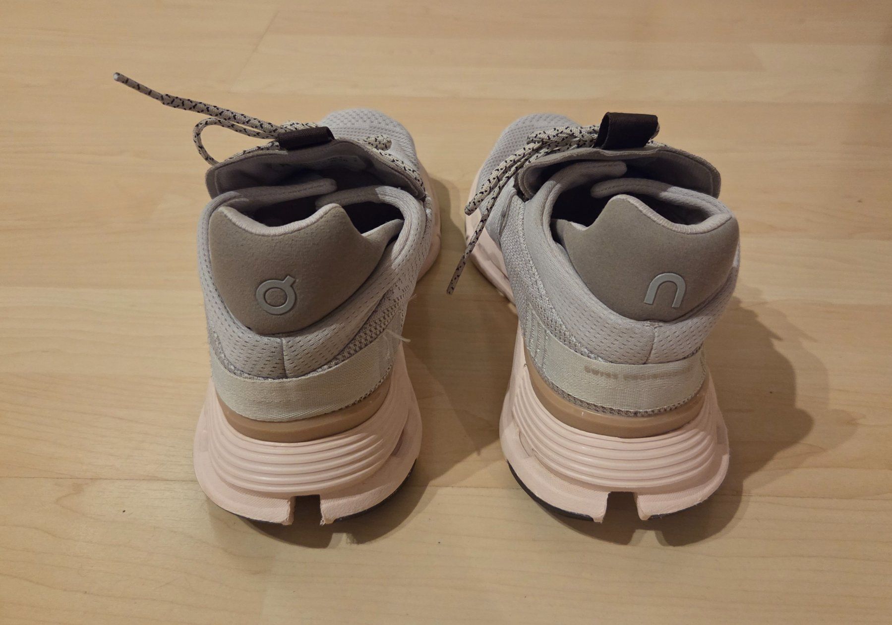 On Damenschuhe: ON-Schuhe "Cloudnova" (Grösse 40.5) – Gebraucht aus Zürich von wile_coyote 3