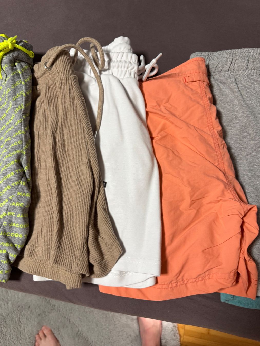 Kleiderpakete & -sets: Kurze Hosen im Paket – Gebraucht aus Wollerau von Marion_Jarno 2