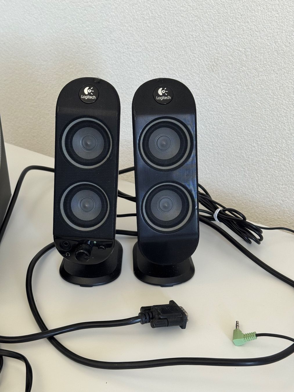 Logitech Haut-parleurs: Logitech X-230 Soundsystem – D'occasion à Basel par linaschymura 1
