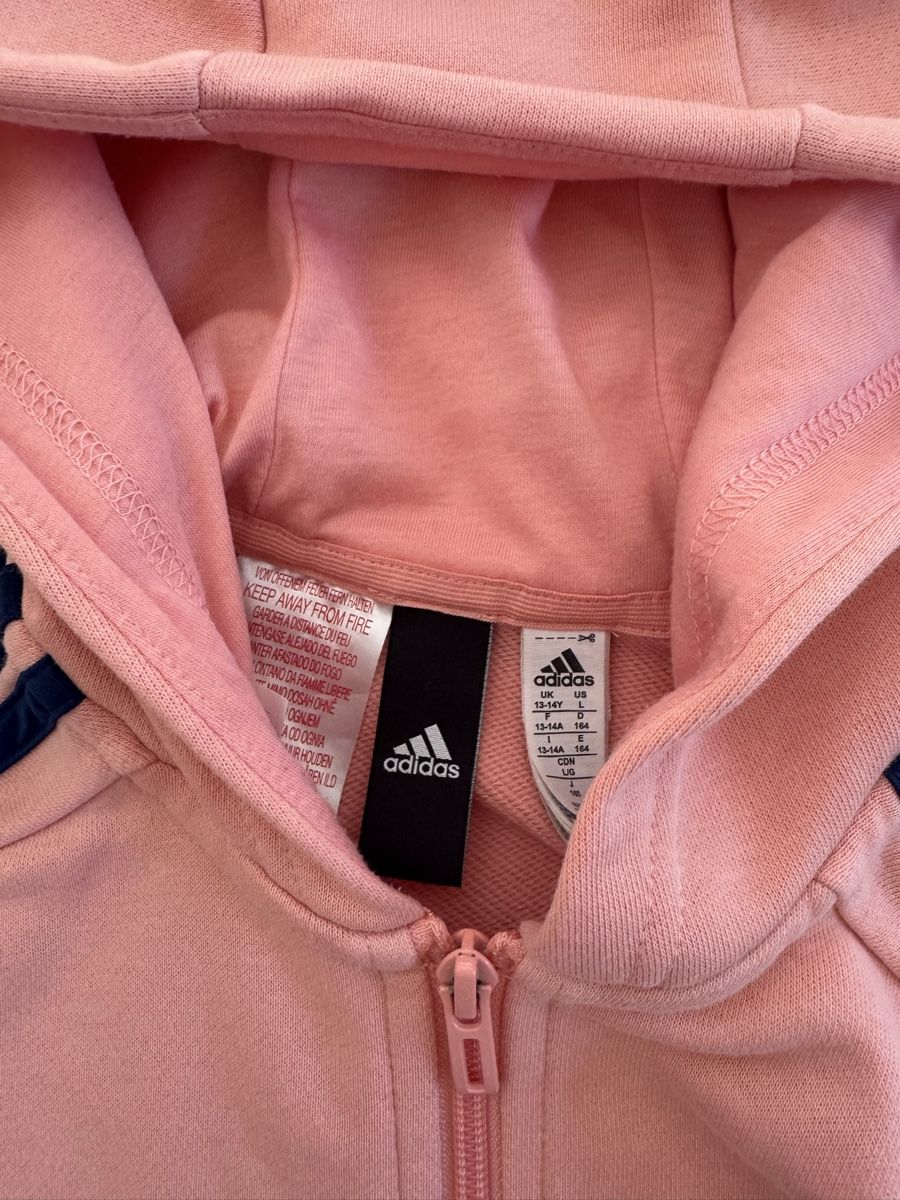 Adidas Jacken: Lachsfarben/hell Rosa Adidas Jacke – Neu (gemäss Beschreibung) aus St. Gallen von fraurose 1
