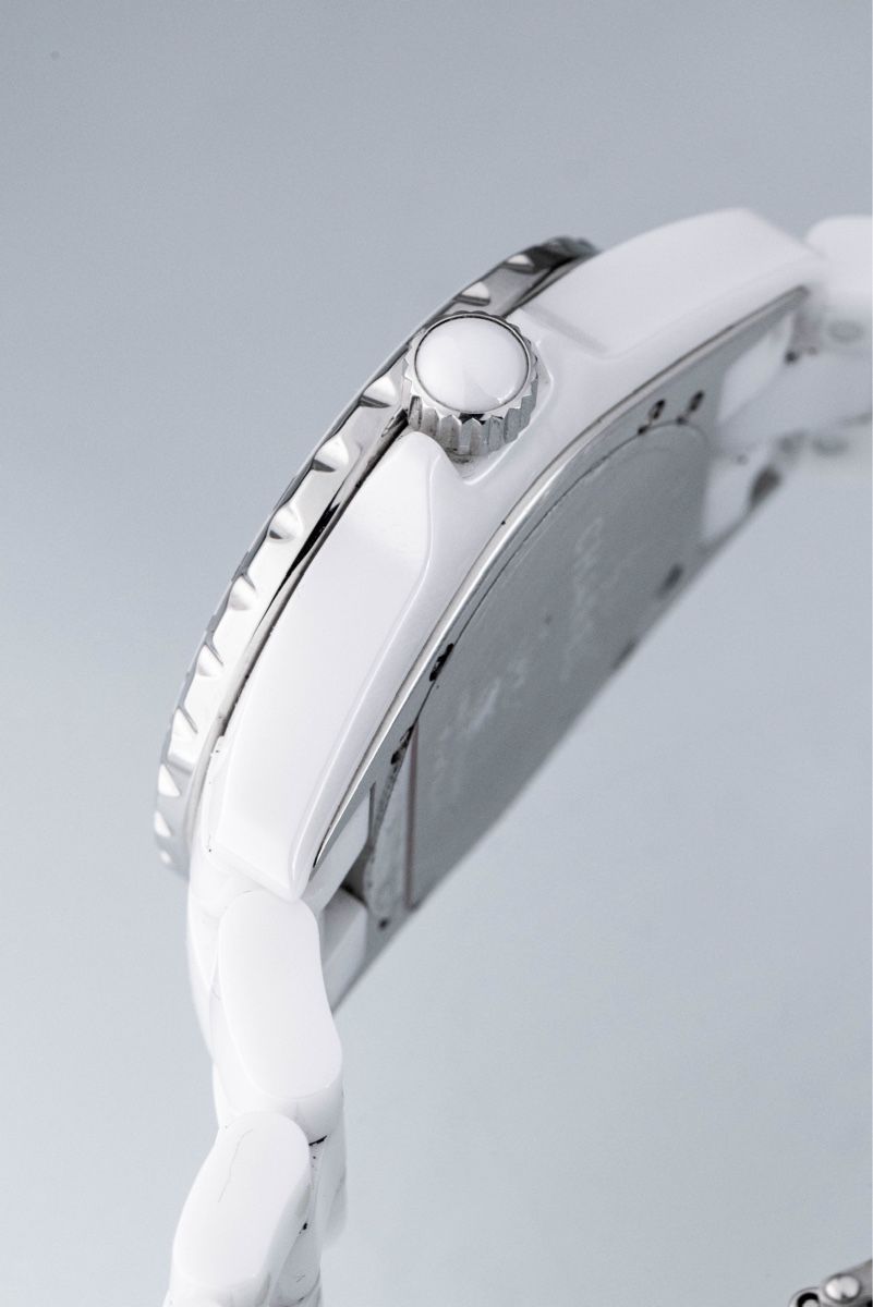 Chanel Orologi: CHANEL J12 GRAFFITI WATCH  Reference H5239, 33 mm – Usato da Bellevue venduto da bordeaux075cl 5