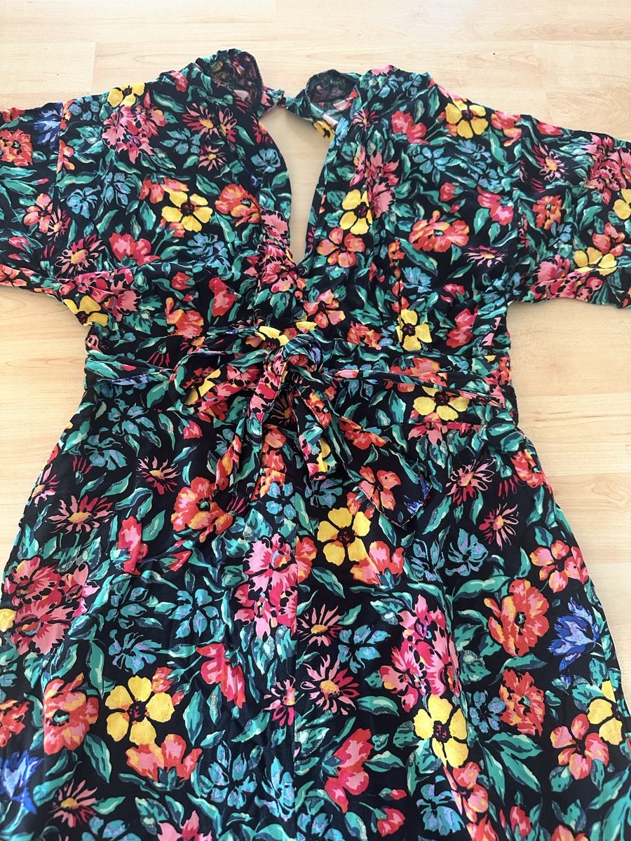 Mango Jumpsuits: FLORAL-JUMPSUIT VON MANGO gr S-M – Gebraucht aus Schaffhausen von rot_yyy7 3