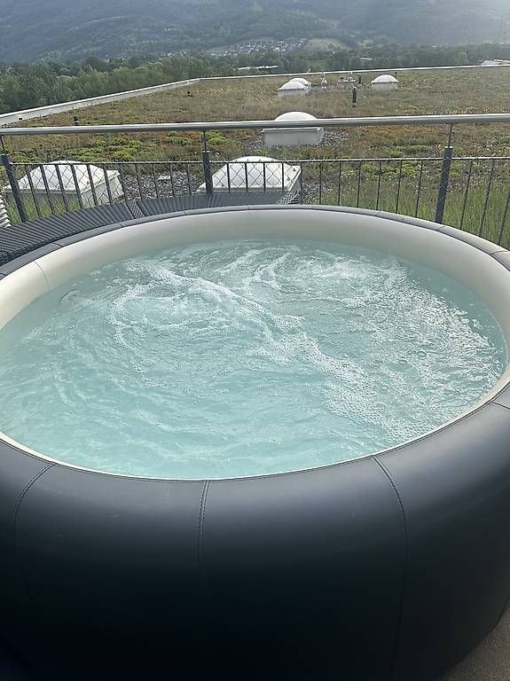 Whirlpool: Softub Portico Graphite Pearl  Premium Whirlpool  – Usato da Bülach venduto da Sonja1 1
