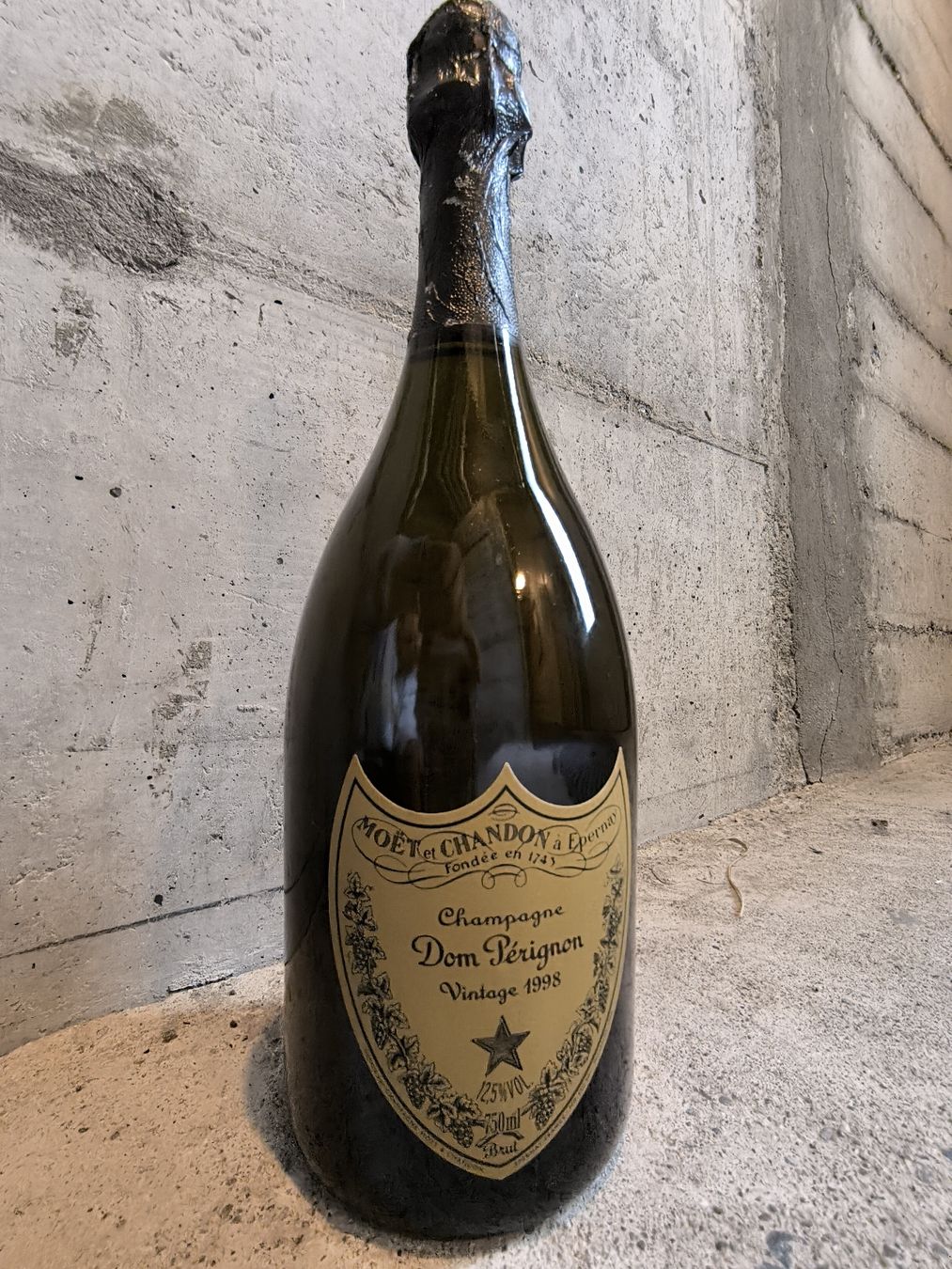 Vino: Dom Pérignon Vintage 1998, Champagner – Nuovo (secondo la descrizione) da Luzern venduto da Pilu17