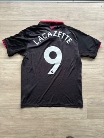 2017-18 Arsenal Third Shirt Lacazette #9 (S)