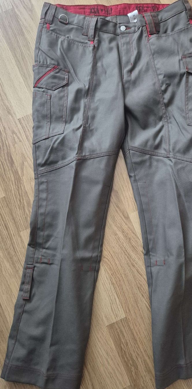 Hosen: Robuste Arbeitshose Gr. 54 – Gebraucht aus Langenthal von Polarisstern