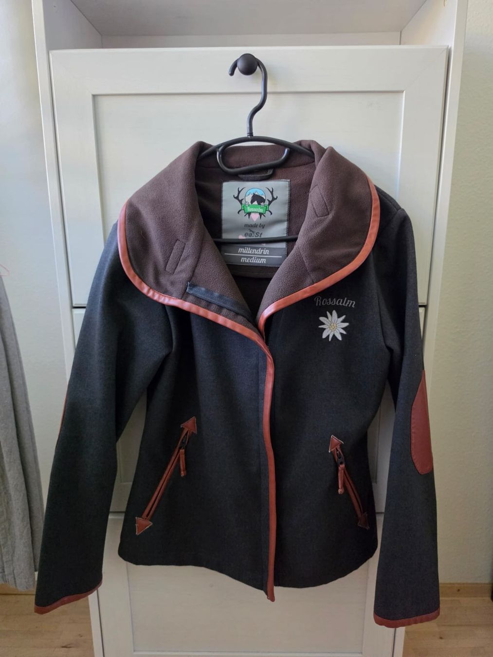 Giacche: Rossalm Walkjacke, Gr. M, neuwertig – Usato da Münchenbuchsee venduto da mar_b8qh