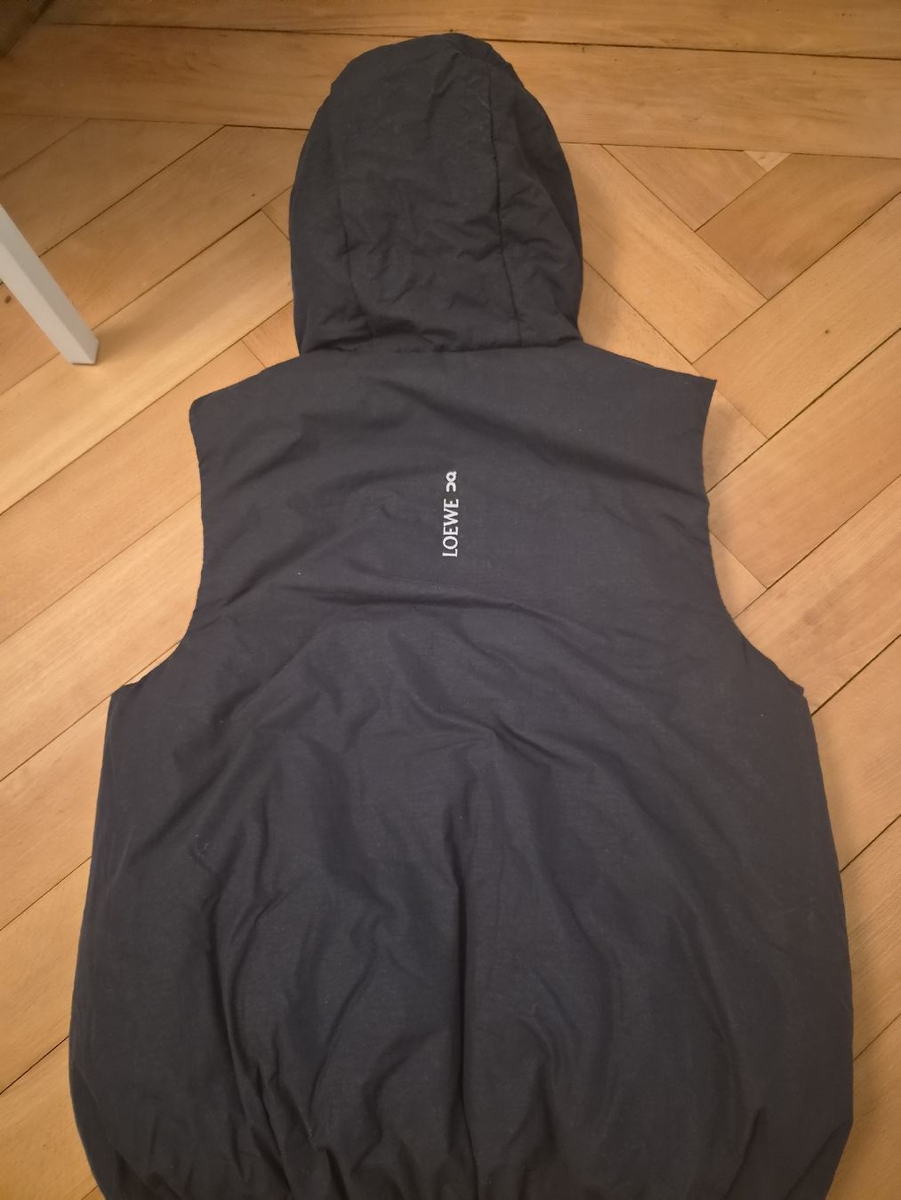 Loewe Gilet & Giacche: Loewe  x On Daunenweste  – Nuovo (secondo la descrizione) da Weesen venduto da sch_cs6t 3