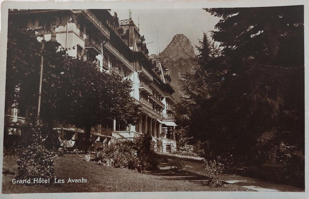 Cartoline postali: LES  AVANTS  -  Grand Hôtel – Usato da Delémont venduto da Domdom1