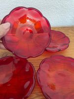 Teller Blumen Form rotes dickes Glas 4 Stück