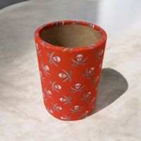 Becher für Stifte, Büro, limited edition.