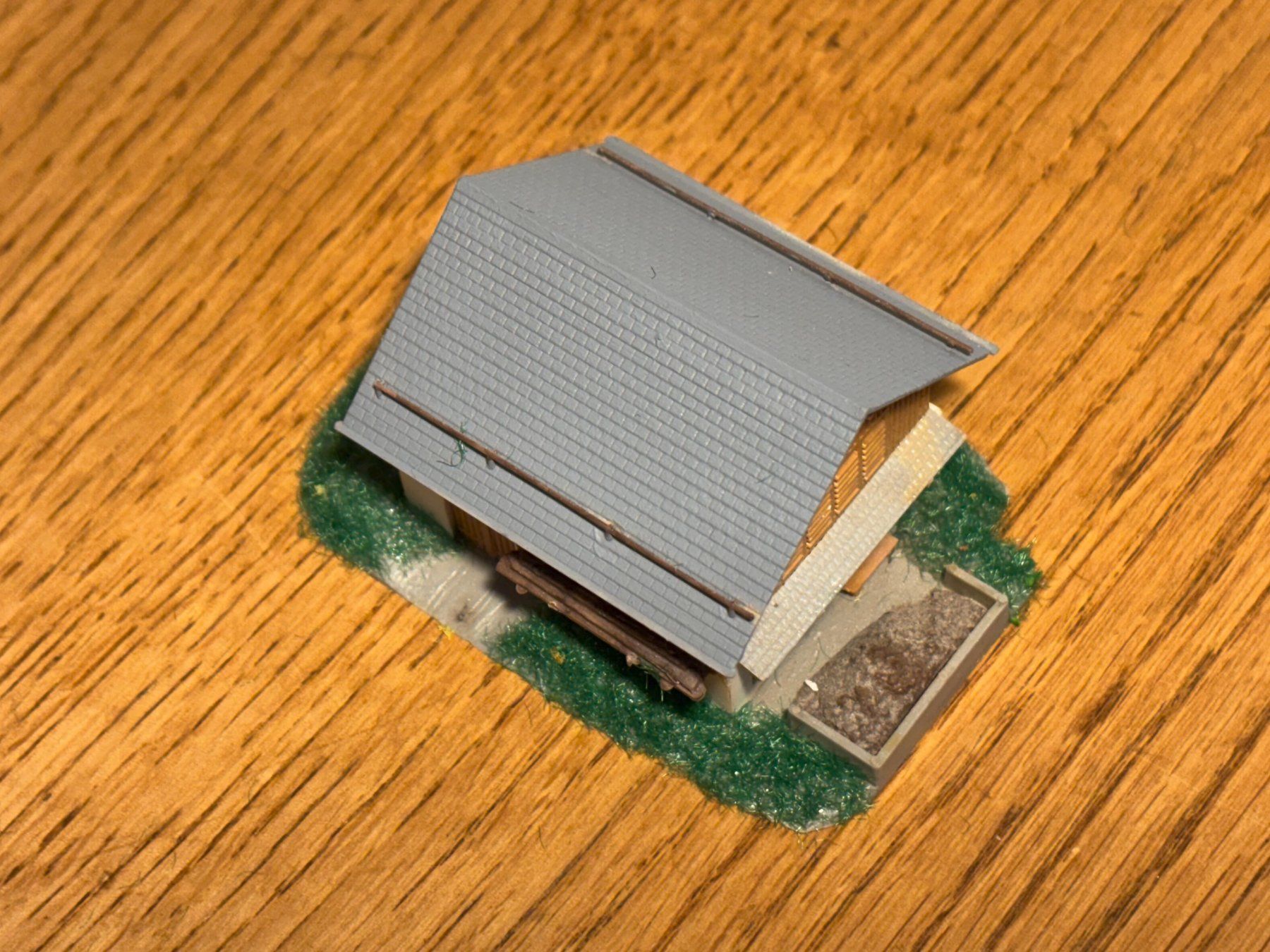 Modelleisenbahnen: G0780: Stall (Spur Z) – Gebraucht aus Birsfelden von Birs_25 3