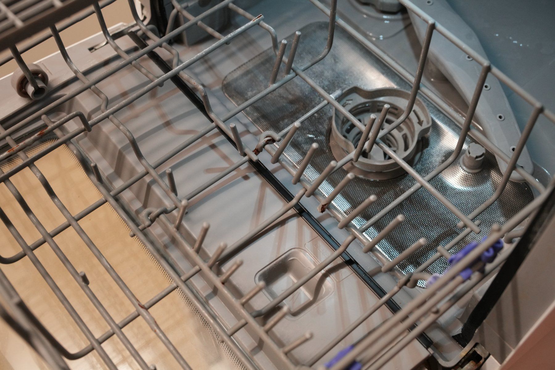 Medion Geschirrspüler: Medion Table dishwasher MD 37217 – Gebraucht aus Neuchâtel von yan_lq56 2