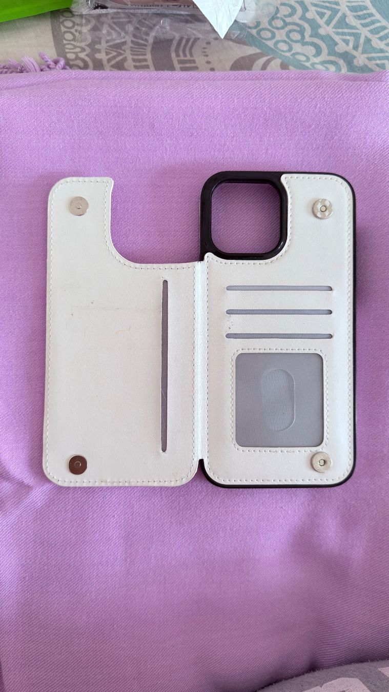 Covers & Schutzfolien: • Handycover - Cover - Hülle • – Gebraucht aus Basel von mendoza13 1