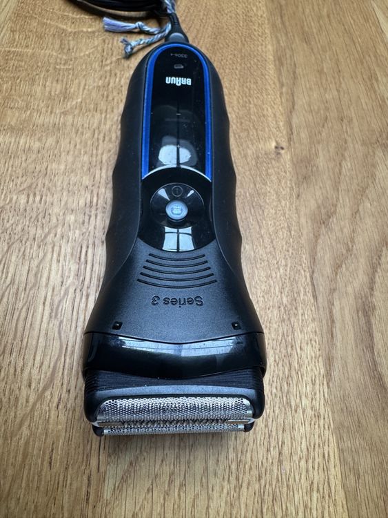 Braun Rasoi & Lamette da barba: BRAUN Rasierapparat Serie 3 - Inkl. Zubehör & Beschreibung – Usato da Gurmels venduto da topsommer 2
