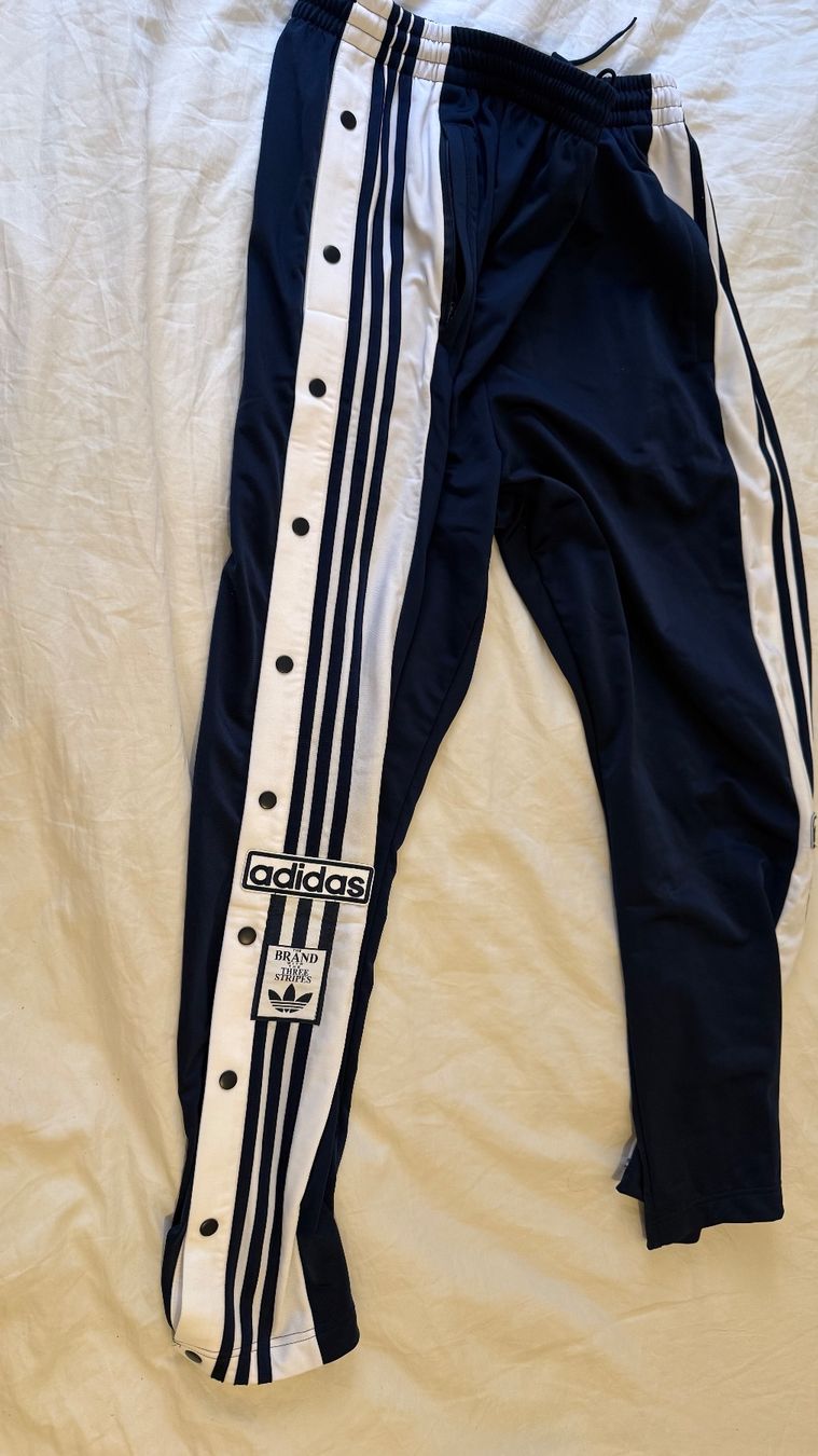 Adidas Pantalons: Adidas Original Hose – Neuf (Voir description) à Zürich par guille.arg