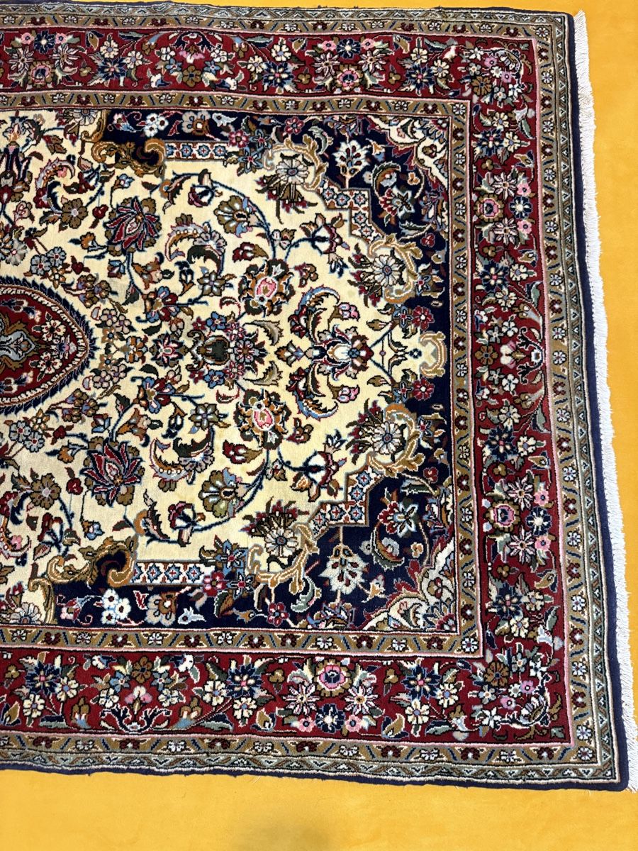 Tappeti: Handgeknüpfter Qum-Teppich – Usato da Chur venduto da Mohammad.miga 2