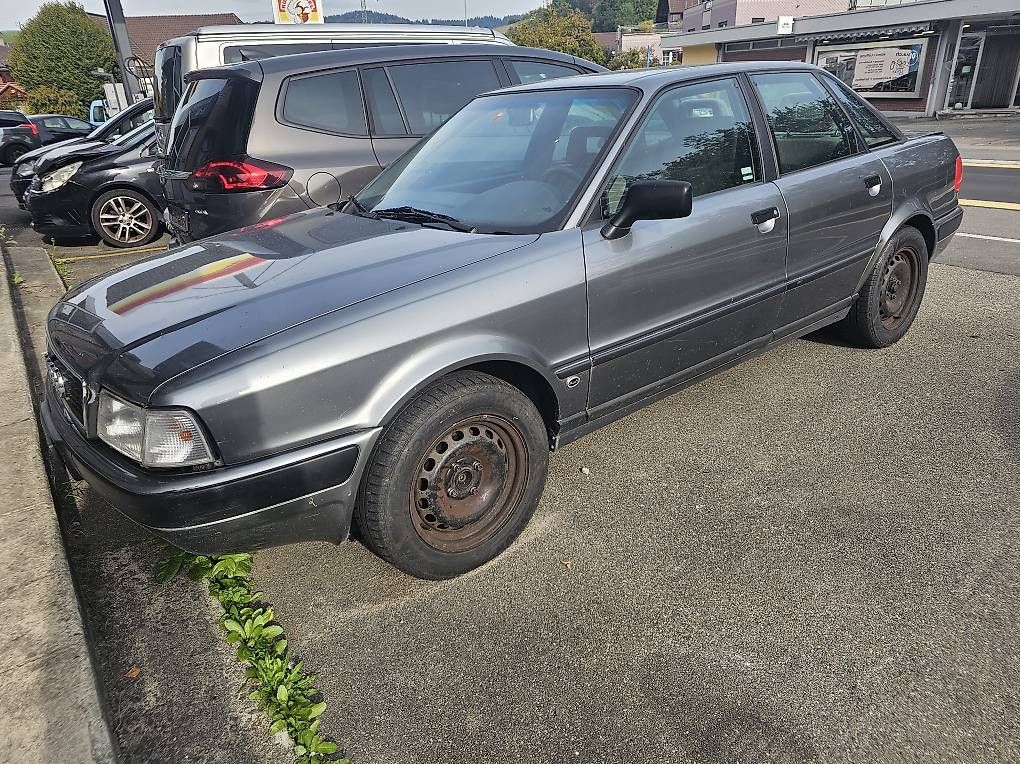 Audi Automobili: Audi 80 2.4 Benzin, Automatik – Usato da Burgdorf venduto da xBxsil 3